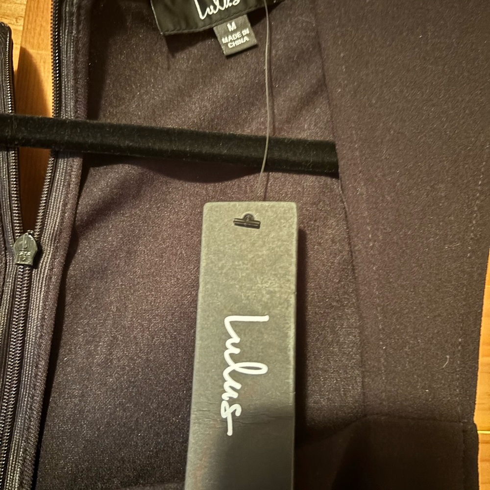 Lulu's Classic Black Jumpsuit NWT - Picture 5 of 7